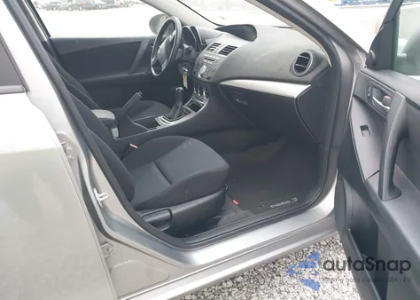 2011 Mazda Mazda3 I Touring из США, поврежденный, VIN JM1BL1VG4B1375544